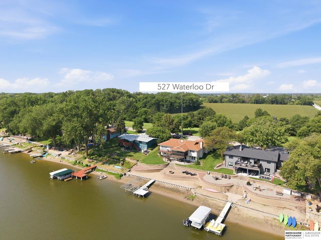 527 Waterloo Drive, Waterloo, NE 68069