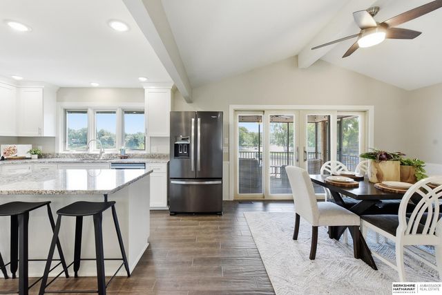 527 Waterloo Drive, Waterloo, NE 68069