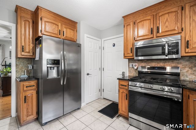 187 Cariati Boulevard, Meriden, CT 06451
