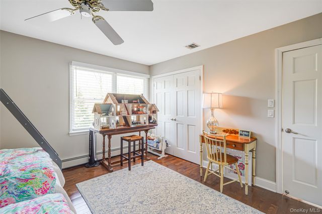 10 Mink Lane, East Setauket, NY 11733