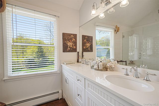 10 Mink Lane, East Setauket, NY 11733
