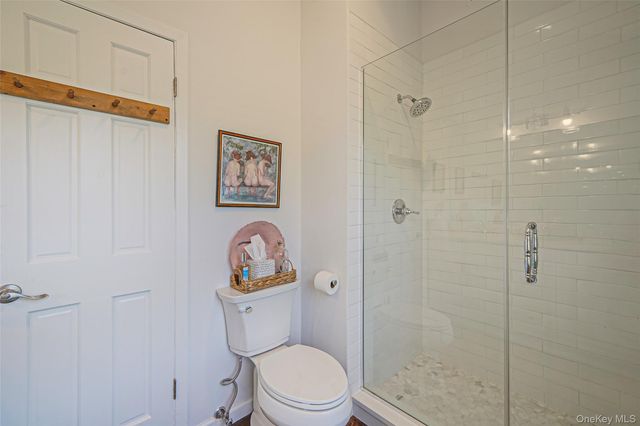 10 Mink Lane, East Setauket, NY 11733