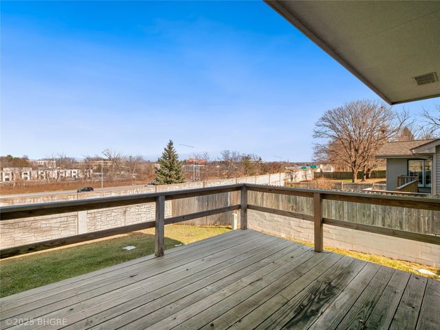 3113 Pleasant Street, West Des Moines, IA 50266