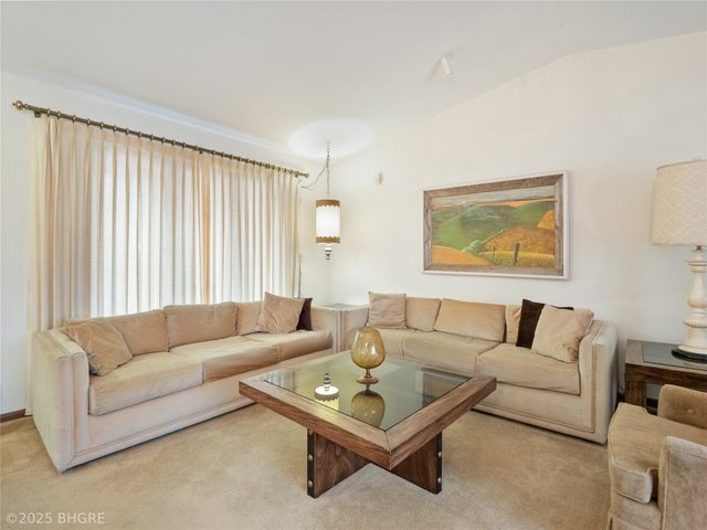 3113 Pleasant Street, West Des Moines, IA 50266