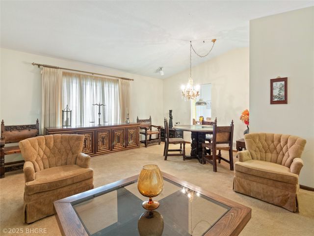 3113 Pleasant Street, West Des Moines, IA 50266