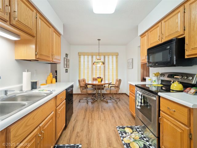 3113 Pleasant Street, West Des Moines, IA 50266