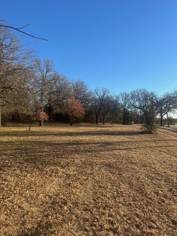 6901 Hawk Road, Flower Mound, TX 75022