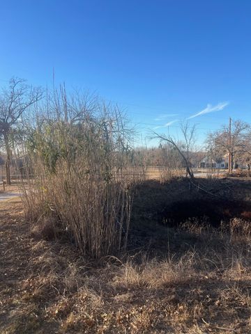 6901 Hawk Road, Flower Mound, TX 75022