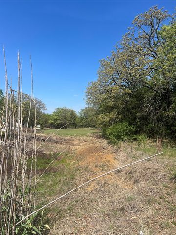 6901 Hawk Road, Flower Mound, TX 75022