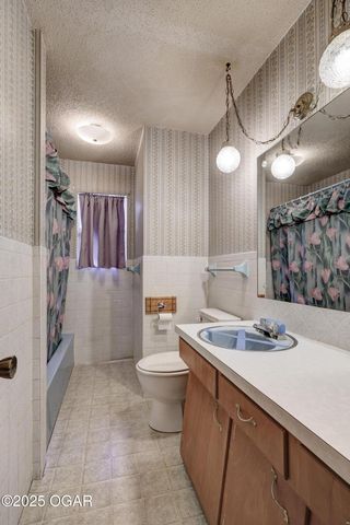 2714 S Minnesota Avenue, Joplin, MO 64804