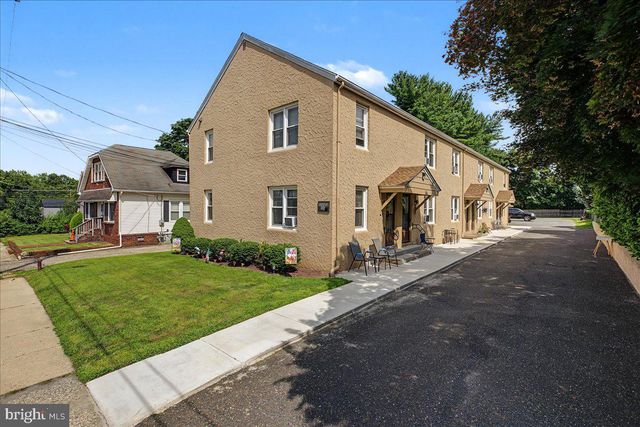 56 LINWOOD AVE, Williamstown, NJ 08094
