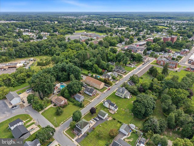 56 LINWOOD AVE, Williamstown, NJ 08094