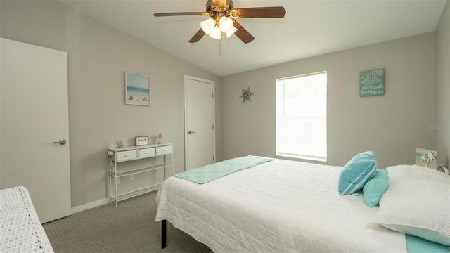 8442 MOHICAN AVENUE, Brooksville, FL 34613