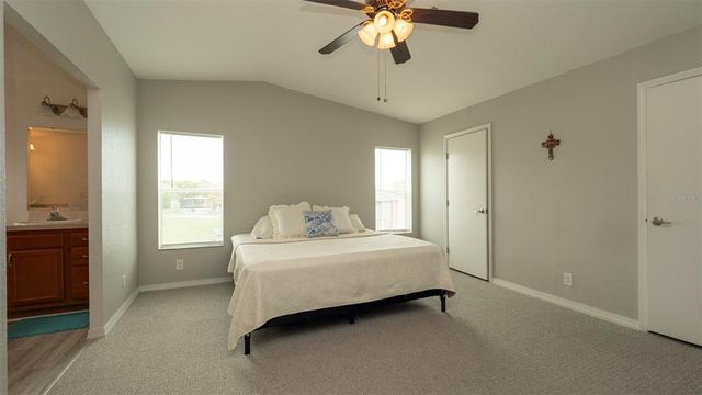 8442 MOHICAN AVENUE, Brooksville, FL 34613
