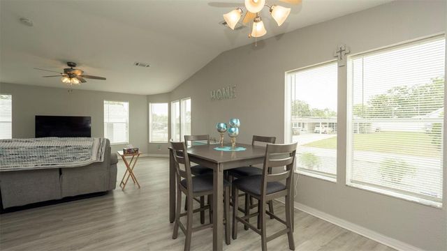 8442 MOHICAN AVENUE, Brooksville, FL 34613