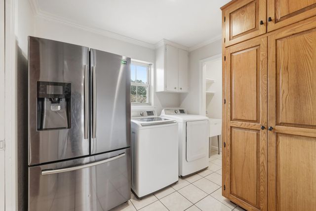 1302 Jeff Davis Dr., Tyler, TX 75703