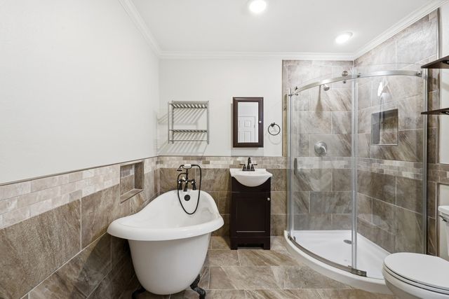 1302 Jeff Davis Dr., Tyler, TX 75703