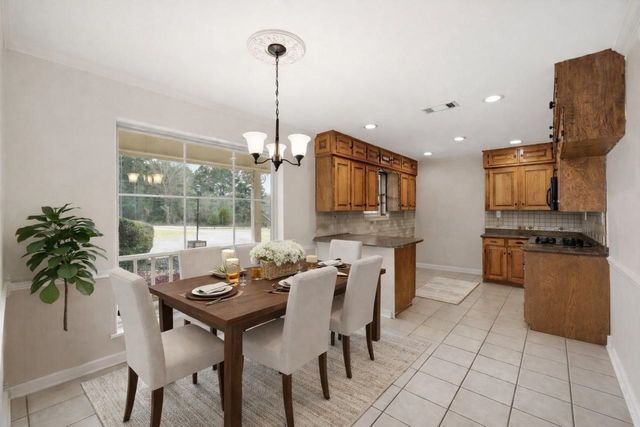 1302 Jeff Davis Dr., Tyler, TX 75703