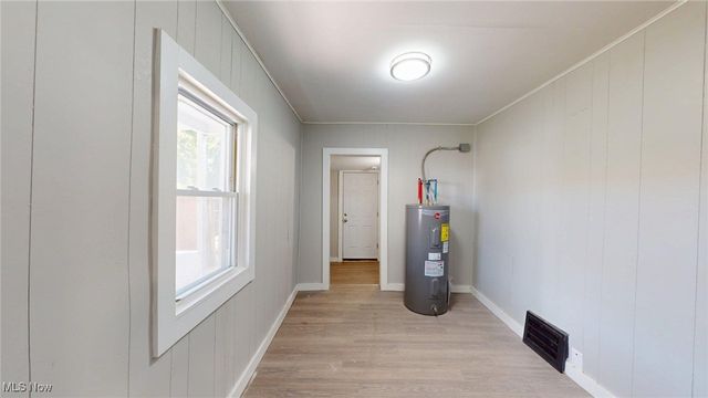 7815 Eve Avenue, Cleveland, OH 44102