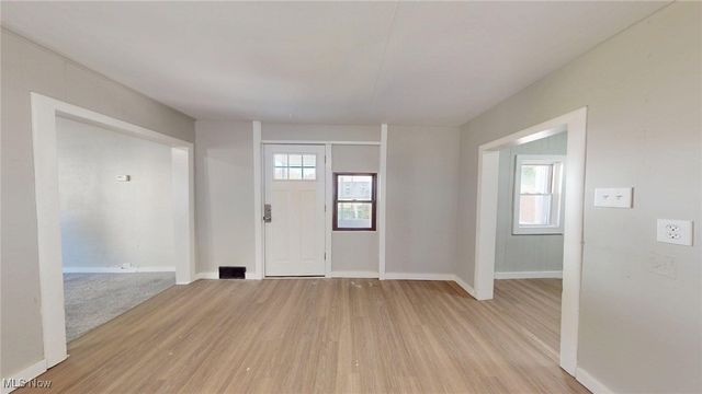 7815 Eve Avenue, Cleveland, OH 44102