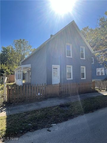 7815 Eve Avenue, Cleveland, OH 44102