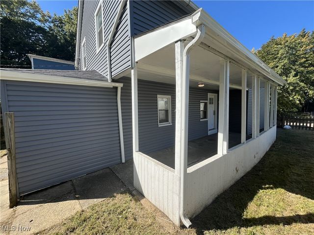 7815 Eve Avenue, Cleveland, OH 44102