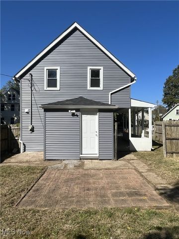 7815 Eve Avenue, Cleveland, OH 44102