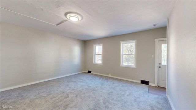 7815 Eve Avenue, Cleveland, OH 44102