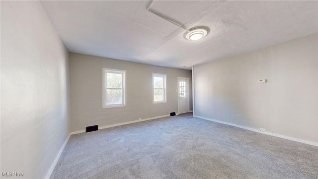 7815 Eve Avenue, Cleveland, OH 44102