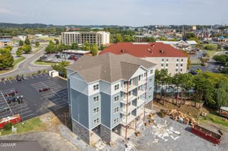 129 Sugarfoot Way, Pigeon Forge, TN 37863