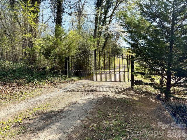 1270 Lilly Drive, Clover, SC 29710