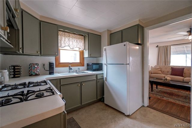 31 Freda Avenue, Cheektowaga, NY 14225