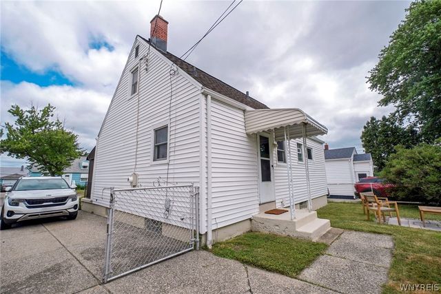 31 Freda Avenue, Cheektowaga, NY 14225