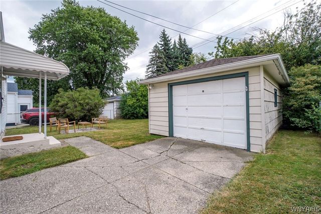 31 Freda Avenue, Cheektowaga, NY 14225