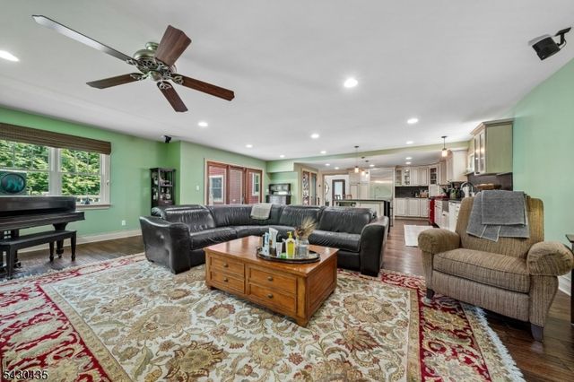 73 The Fairway, Cedar Grove Twp., NJ 07009
