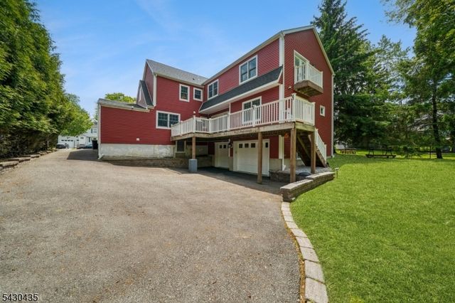 73 The Fairway, Cedar Grove Twp., NJ 07009