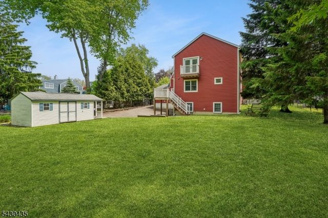 73 The Fairway, Cedar Grove Twp., NJ 07009