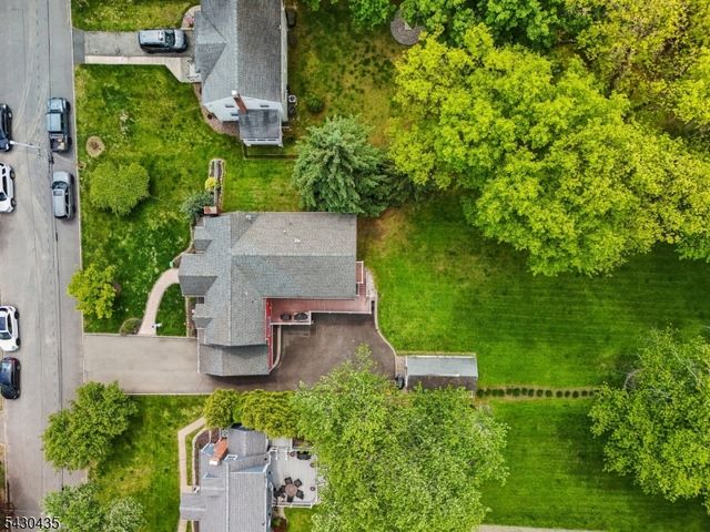 73 The Fairway, Cedar Grove Twp., NJ 07009