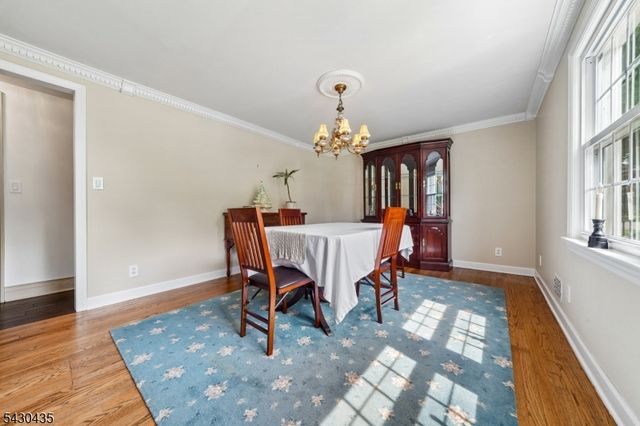 73 The Fairway, Cedar Grove Twp., NJ 07009