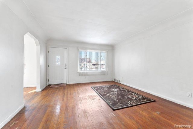 1011 Lafayette Boulevard, Lincoln Park, MI 48146