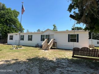 3105 NW Parrish Avenue, Altha, FL 32421