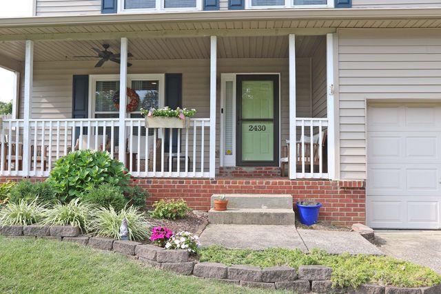 2430 Harrods Pointe Trace, Lexington, KY 40514