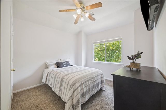 3727 Paigewood Drive, Pearland, TX 77584