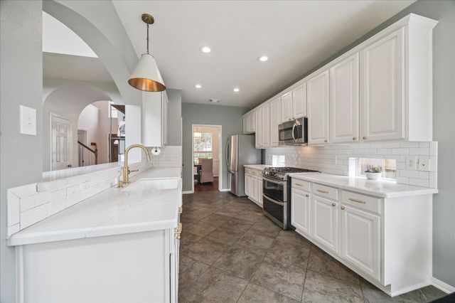 3727 Paigewood Drive, Pearland, TX 77584