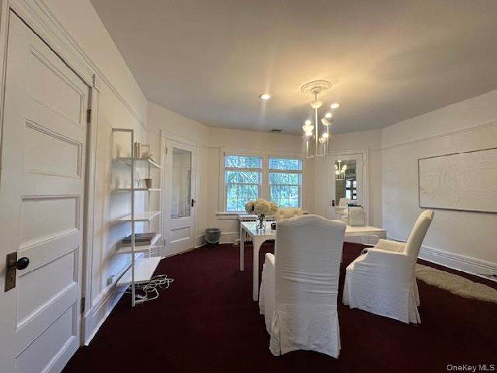 27 West Neck Road, Huntington, NY 11743 — exterior