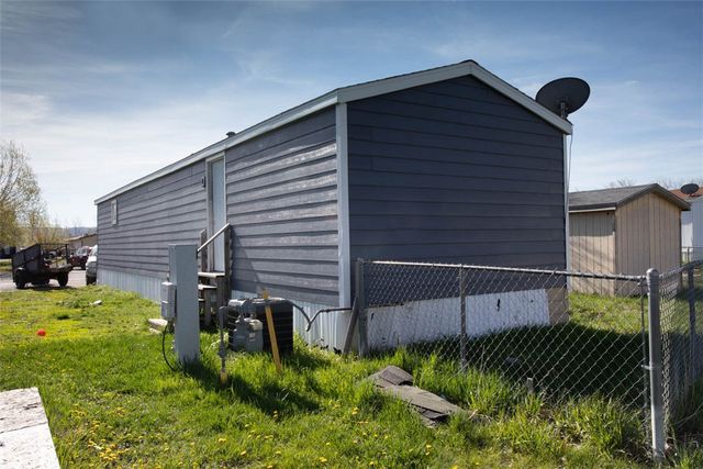18 Hartland Street, Billings, MT 59105