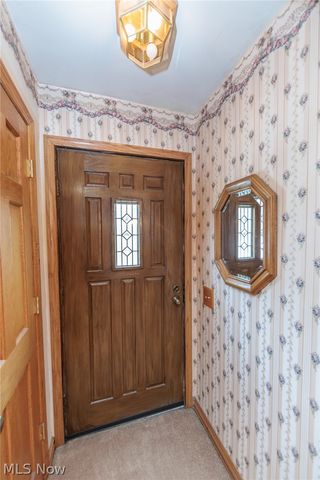 10136 Ridge Road, North Royalton, OH 44133