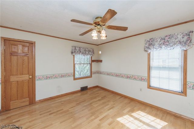 10136 Ridge Road, North Royalton, OH 44133