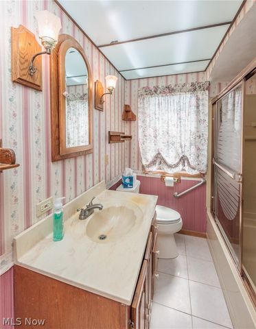 10136 Ridge Road, North Royalton, OH 44133