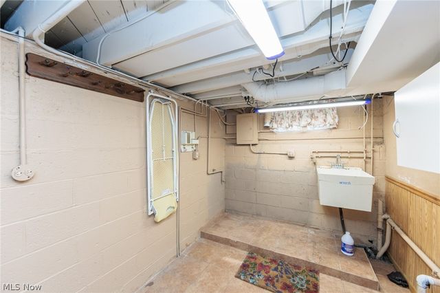 10136 Ridge Road, North Royalton, OH 44133